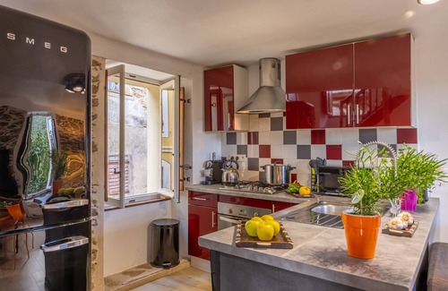 Pietracorbara House | Casa Eleana, charming house with terrace overlooking Orneto Tower (15th century)