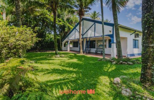 Praia das Palmeiras House | Casa em Caraguatatuba com piscina a 200m da praia