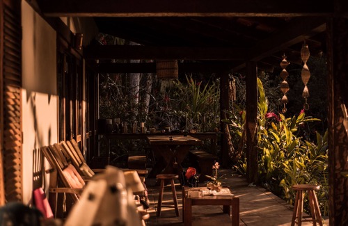 Barra do Sahy House | Casa em Frente a Praia nas Margens do Rio Sahy