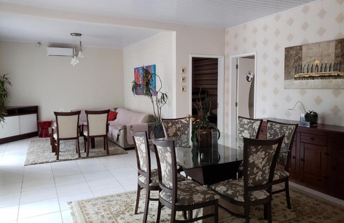 Guaratuba House | Casa em Guaratuba com piscina