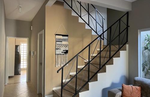 Lorena House | Casa em Lorena perto de Aparecida e Canção Nova