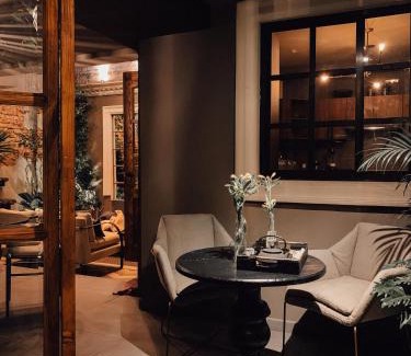 Colonia Cuauhtemoc Hotel | CASA EMILIA B&B Boutique