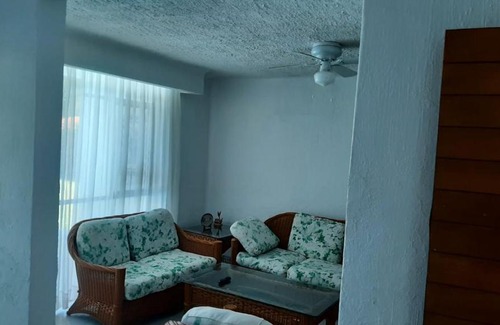 Manzanillo House | Casa en Manzanillo con alberca privada