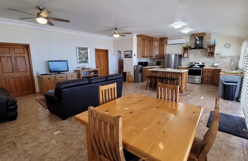 Las Conchas House | Casa Evita, 4 bedroom beachfront home.