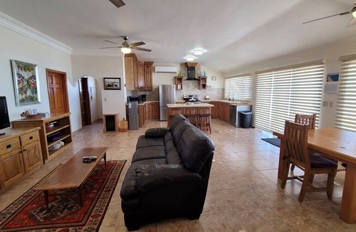 Las Conchas House | Casa Evita, 4 bedroom beachfront home.