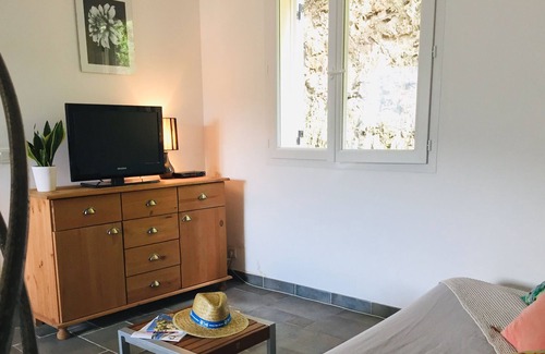 Soveria Apartment | Casa Ferriginale - rental with very nice view of the village of Soveria