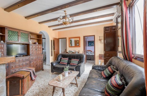 Mondron House | Casa Frasquito Olivero