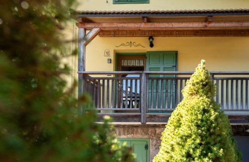 Varena Apartment | Casa Gialla