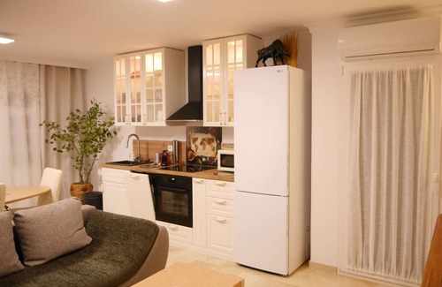 Historic Center of Estepona Apartment | Casa Gibraltar