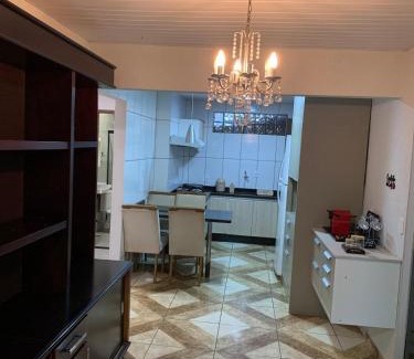 Foz do Iguacu House | casa grande para até 15 pessoas