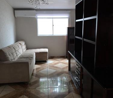 Foz do Iguacu House | casa grande para até 15 pessoas