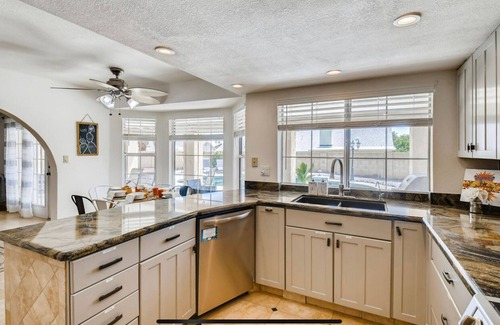 Paradise Valley Village House | Casa Grande Scottsdale-Game Room, Put-Put Golf, Heated Pool and perfect location