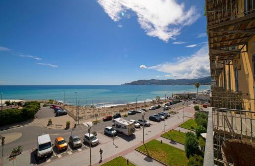 Savona Apartment | Casa "il Gabbiano Blu"