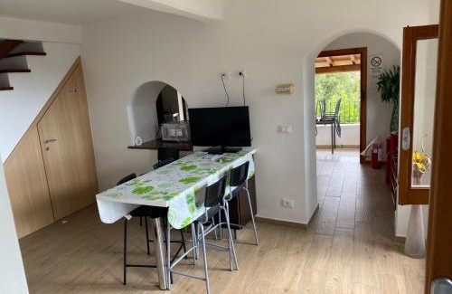 Magliolo Apartment | Casa indipendente su due livelli in Liguria-vista mare 6-7 Posti