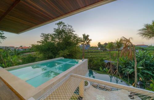 Padonan Villa | Casa Infinito - Resort Style 8 Bedroom Villa in Canggu