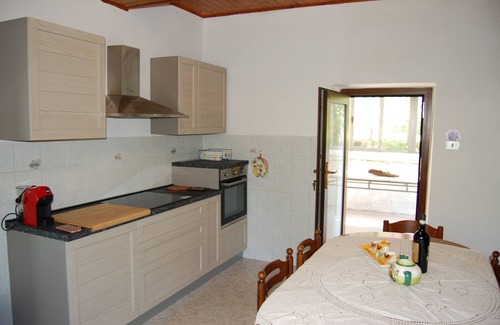 Casoli House | Casa Millefiori, Village House near Bagni Di Lucca with Large Garden and Pool.