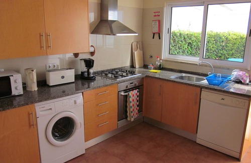 Estreito da Calheta House | CASA IVA 3 bedroom, 3 bathroom House with swimming pool and sea views