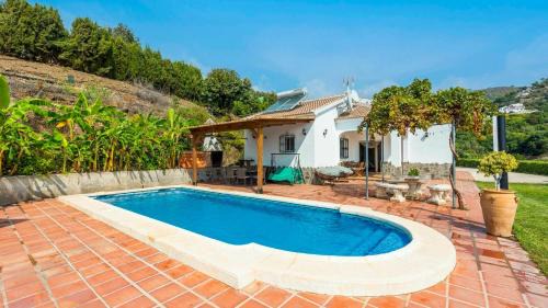 Canillas de Albaida House | Casa La Lomilla Canillas de Albaida by Ruralidays