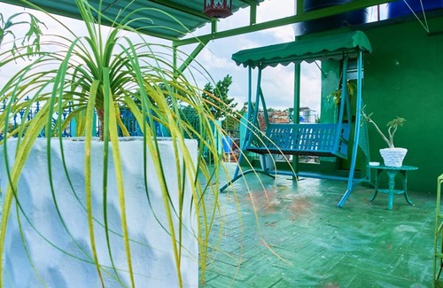 Santa Clara House | Casa La Tropical