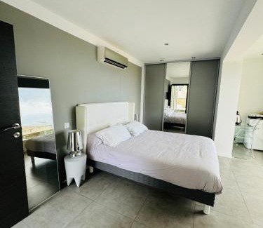 Bastia House | Casa La Vista