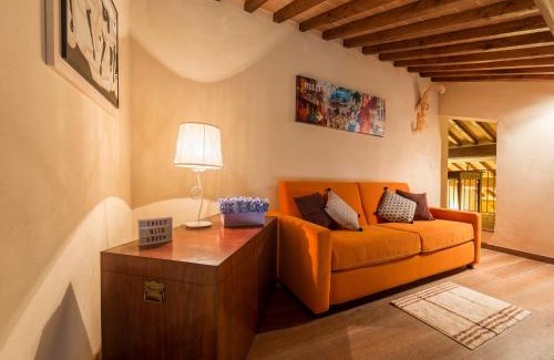 San Gimignano Apartment | Casa Laura