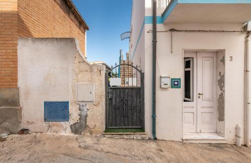 Calasetta House | Casa Leo