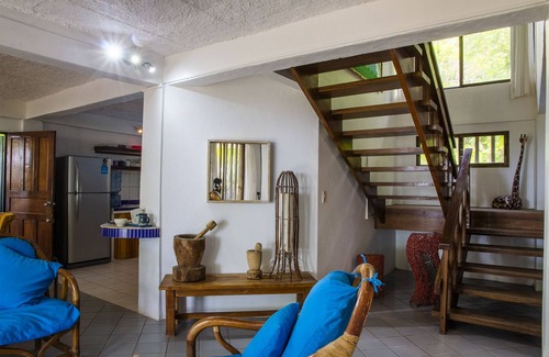 Esterillos Oeste House | Casa los Sueños - Beachfront house with pool