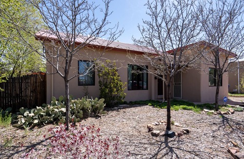 Southside Cottage | Casa Lujan