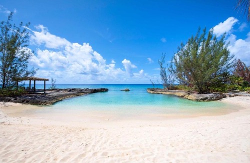 George Town House | Casa Luna 15 by Grand Cayman Villas & Condos