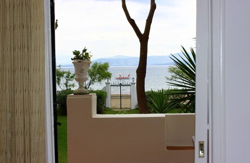 Melikia House | Casa Margarita Corfu Beach House