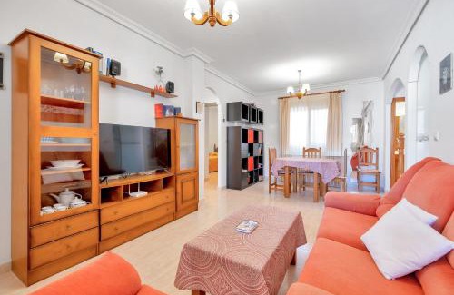 Los Arenales del Sol House | Casa Mario