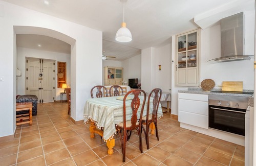 Valderrubio House | Casa Mercedes in the Vega de Granada with private terrace, private garden, and balcony