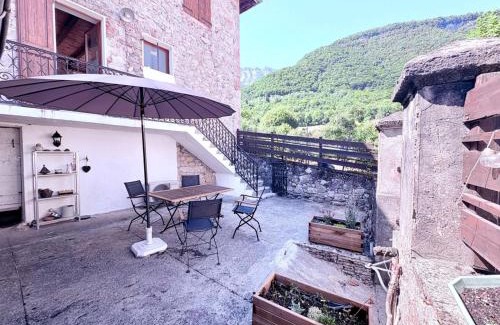 Saint-Vincent-de-Mercuze House | Casa Mialy - Clim Wifi Terrasse