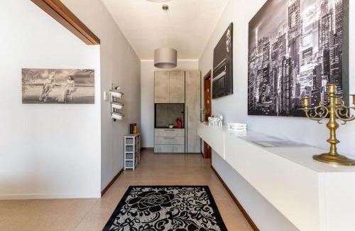 Imola Apartment | “Casa Moderna con parcheggio privato”