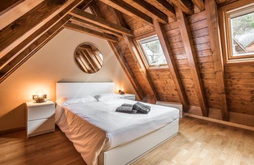 Las Bordas House | Casa Montjòia by SeaMount Rentals
