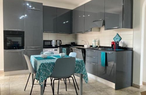 Sant'Antioco Apartment | Casa mosaico IUN R9770