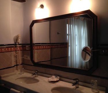 Albaicin Hotel | Casa Palacio Pilar del Toro