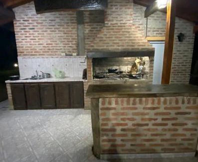 Paso de la Patria House | Casa para 10 personas-pileta-quincho