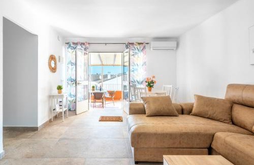 Benajarafe House | Casa Pepe junto al mar