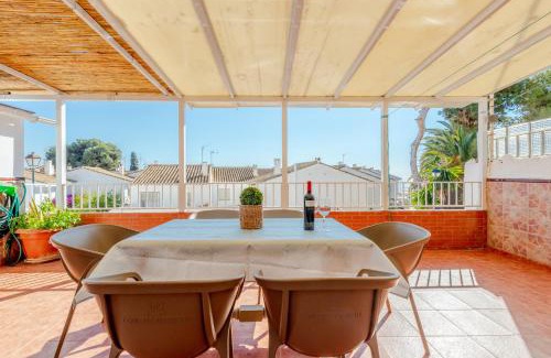 Benajarafe House | Casa Pepe junto al mar