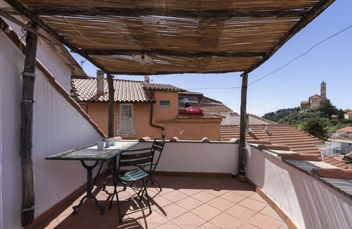 Castellaro House | Casa Pinela Maria Sole by Interhome
