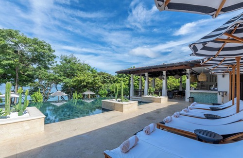 Las Catalinas House | Casa Pinita - Great for Social Vacations, Just a Few Steps from the Beach.