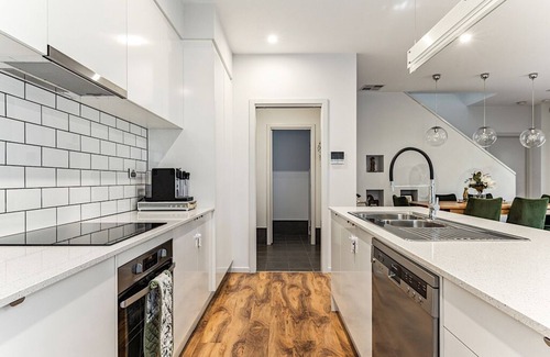 Glengowrie House | Casa Piscina - Our Pool House