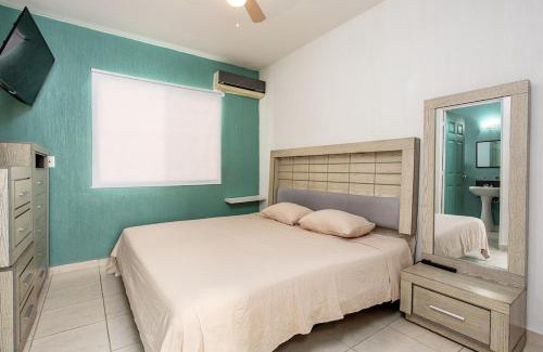 Puerto Juarez House | CASA Playa 3BED 4BATH - En residencial con piscina