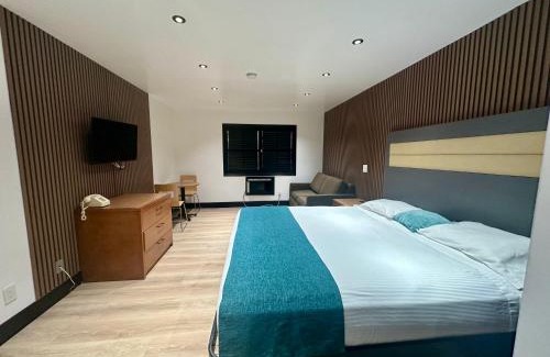 Southwest Anaheim Hotel | Casa Playa Inn - Stanton, Anaheim