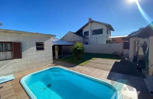 Santa Teresinha House | Casa Praia 4 quartos com Pscina e Salão de festa - Imbé - RS