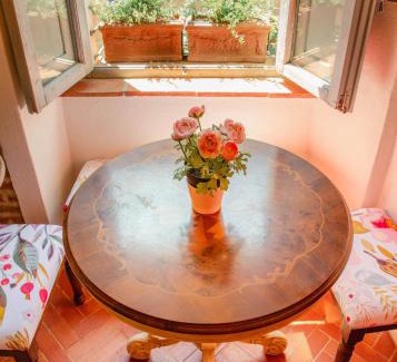 Suvereto Apartment | Casa Raffaella 1 Tuscan charm in medieval Suvereto