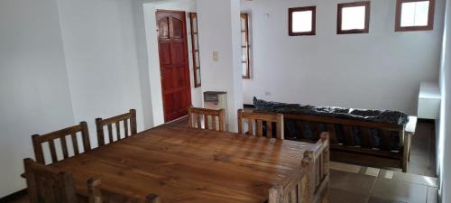 Las Heras House | Casa residencial con pileta
