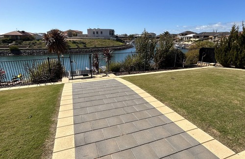 Wallaroo House | CASA ROBERTO