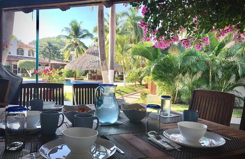 Ixtapa Villa | Casa Romantica De Playa